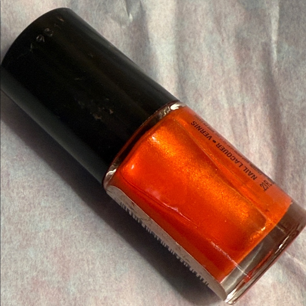 💅💅 Maybelline Color Show Nail Polish Bundle 💅💅 - Picture 3 of 5